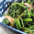 アイクス's cooksnap of when they made 捨てないで～！大根葉の炒め煮.