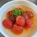 azbjbn's cooksnap of when they made 冷やしても美味しい♪トマトのおでん.