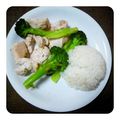 salymama's cooksnap of when they made ブロッコリーと鶏モモ肉のさっぱり炒め☆.
