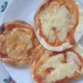 sisi_ama's cooksnap of when they made おやつに！夜食に！餃子の皮ピザ.