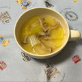 yesmama's cooksnap of when they made 簡単あと1品　生姜と白菜とキノコのスープ.