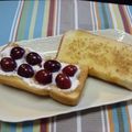 ひーゆっき's cooksnap of when they made チェリーのヨーグルトトースト.