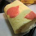 神崎凛音's cooksnap of when they made ハート柄♡ココアとイチゴのロールケーキ.