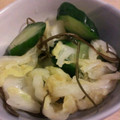 BoysMom's cooksnap of when they made 白菜･きゅうり･すだちの簡単漬け物.