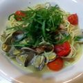 momocom's cooksnap of when they made あさり♪トマトの大葉たっぷり乗せパスタ♪.