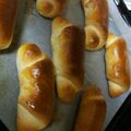 belxhiver's cooksnap of when they made ﾖｰｸﾞﾙﾄとﾎｴｰのﾐﾙｸ風味ﾊﾟﾝ.
