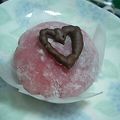 TIMO5's cooksnap of when they made バレンタインに♪もっちり生チョコ苺大福☆.