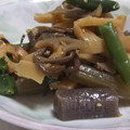 きらり流れ星's cooksnap of when they made 蒟蒻とエリンギのヘルシーコロコロ炒め.