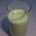 たよたひママ's cooksnap of when they made お抹茶？　いいえ、アボカドミルクセーキ♪.