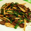 みゃあねこ's cooksnap of when they made 素を使わずに本格的♪チンジャオロースー.