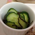 ☆こりら☆'s cooksnap of when they made １分♪材料２つ♪塩昆布でキュウリの漬物風.