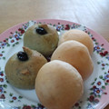 wonderfulworld's cooksnap of when they made よもぎと胡桃のパン.