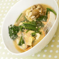 反省堂書店（のぐち）'s cooksnap of when they made 鮭とほうれん草の卵とじ.