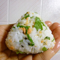 さらだaaa's cooksnap of when they made ✿鮭としらすのおにぎり✿.
