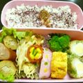 もさな's cooksnap of when they made ぉ弁当にｶﾜｲｨ♪柄カマボコ●〇●〇●.