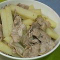 purparfum's cooksnap of when they made 豚肉とじゃがいもの塩麹炒め.