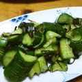 taruママ's cooksnap of when they made 胡瓜の塩昆布・すし酢・辛子漬け.