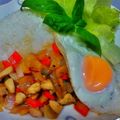 みぃ13's cooksnap of when they made タイ風鶏肉炒めご飯☆ガパオライス.