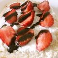 dorafan's cooksnap of when they made 生くりぃーむイチゴをパンにのせました♪.