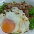 みね猫's cooksnap of when they made シンプルが最高♪ガーリック豚マヨ丼.
