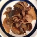 ハナハウス's cooksnap of when they made 塩麹焼肉炒め.