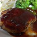みぃちや４７'s cooksnap of when they made 豚ひきのハンバーグ.