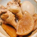 なつんこ★'s cooksnap of when they made 鶏手羽元と新じゃがのにんにく醤油煮.