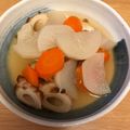 かずくん☆'s cooksnap of when they made 大根・にんじん・ちくわの煮物.