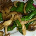 ねこぶぅ's cooksnap of when they made ししとうとしめじの甘辛炒め.