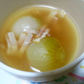 monchanママ's cooksnap of when they made 新玉ねぎ丸ごと簡単スープ.