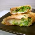 れな犬's cooksnap of when they made 山盛ねぎのマヨピザ　春巻きバージョン.
