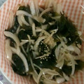 はな923's cooksnap of when they made 火を使わない☆新玉葱とワカメの中華和え♪.