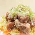 イエローバード's cooksnap of when they made 春キャベツ☆サラダ～ねぎ塩鶏もも肉のせ～.