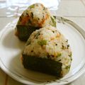 nasubeam's cooksnap of when they made 梅味噌風味＊鮭フレークのおにぎり.