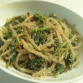 ココレカ's cooksnap of when they made もやしとほうれん草のピリ辛胡麻和え.