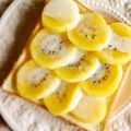 maiharunao's cooksnap of when they made キウイと練乳のグリーントースト♪.