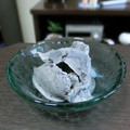 ぽっぽぺぺ's cooksnap of when they made ペーストで簡単☆ひんやり黒ごまアイス.