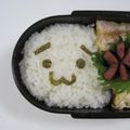 hirotofumi's cooksnap of when they made 簡単キャラ弁☆顔文字おにぎり.
