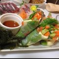Eria0213's cooksnap of when they made スモークサーモンとクリチの生春巻き.