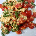 季節外れ's cooksnap of when they made トマトといんげんのほわっと卵炒め.
