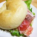 春小町's cooksnap of when they made 桃と生ハムのベーグルサンド.