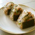 nasubeam's cooksnap of when they made 梅味噌風味＊鮭フレークのおにぎり.