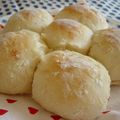kamu蔵's cooksnap of when they made レンジでみるくパン♪ちいさいパン.