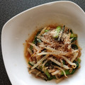 WOODs´'s cooksnap of when they made ニラともやしの胡麻和え☆簡単☆混ぜ混ぜ☆.