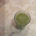 rarapi's cooksnap of when they made レコルトで★ウマウマ★グリーンスムージー.