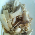 めい太＆ぽこ太's cooksnap of when they made えのき★エリンギの炒め物♪.