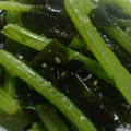あみこ01's cooksnap of when they made 超簡単かぶの葉とわかめのごま和え。.