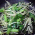 アルトともこ's cooksnap of when they made 塩麹で*+もやしとにらのコクウマ炒め*+.