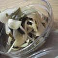 ちんてんたん's cooksnap of when they made わかめと玉ねぎの簡単酢の物.