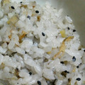 ロンロン01's cooksnap of when they made 旨味～桜えびで炊き込みごはん！.